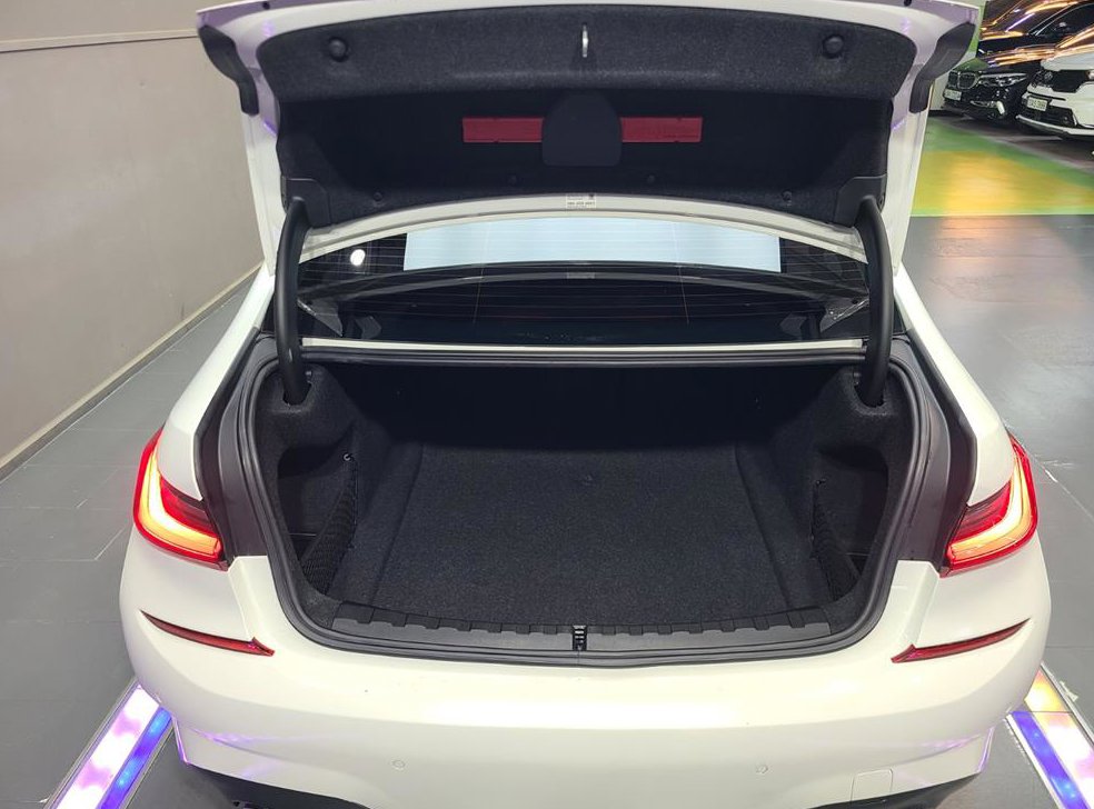 BMW 3시리즈 320d M 스포츠 사진 6
