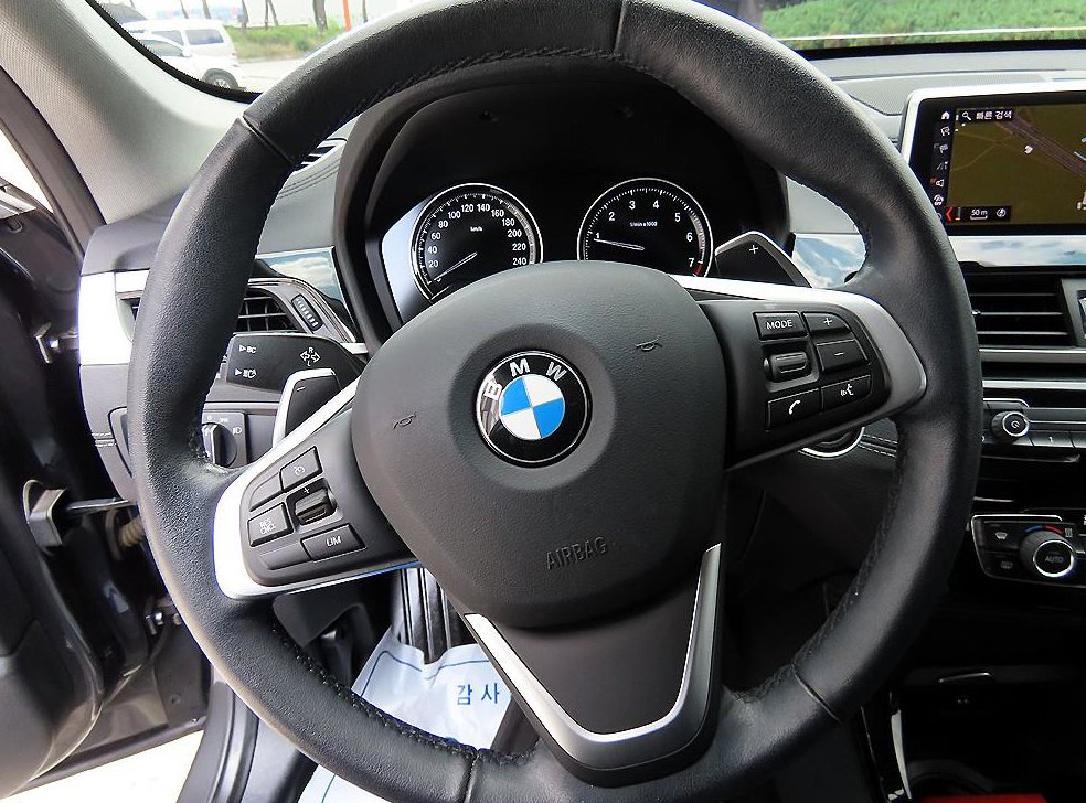 BMW X1 xDrive 20i M 스포츠 사진 8