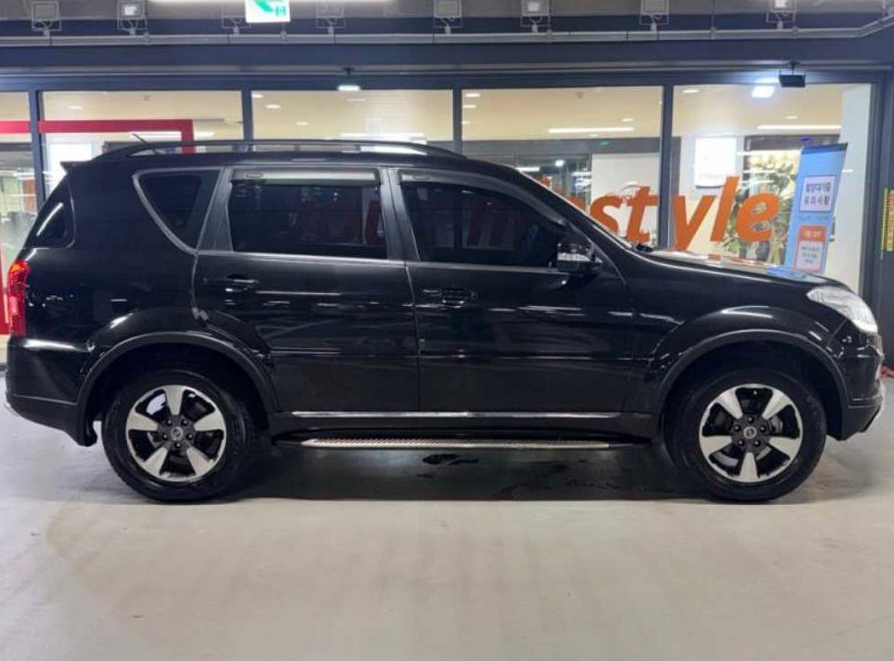 KG모빌리티(쌍용)  렉스턴 2.0  4WD RX7 사진 3