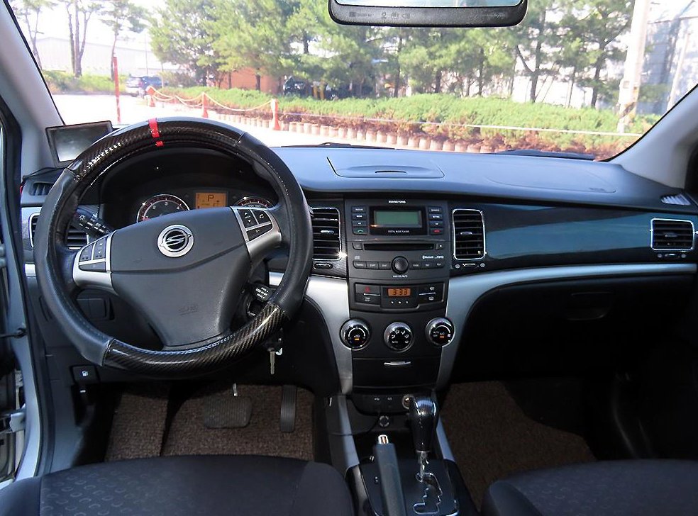 KG모빌리티(쌍용)  코란도 CLUBBY 2WD 사진 7