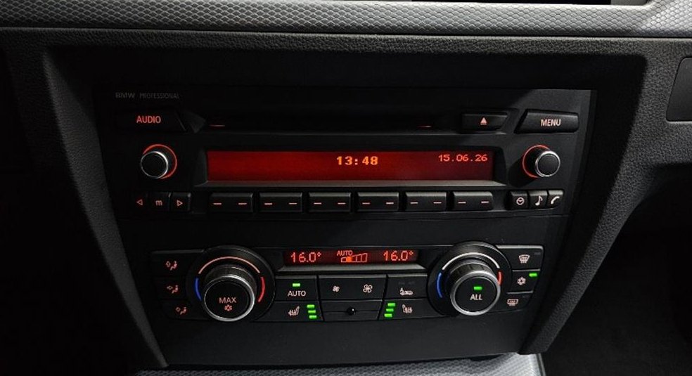 BMW 3시리즈 320d 세단 M 스포츠 사진 14