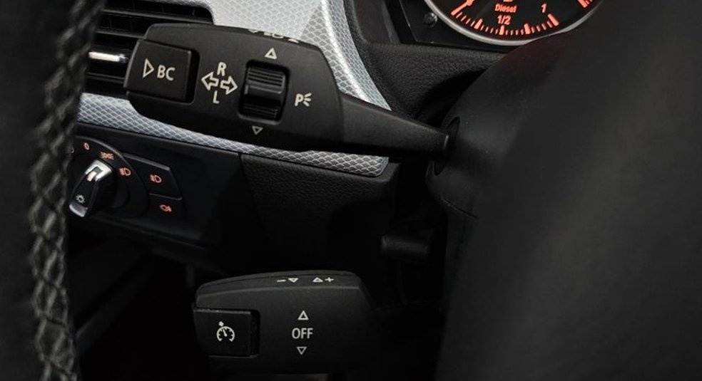 BMW 3시리즈 320d 세단 M 스포츠 사진 18