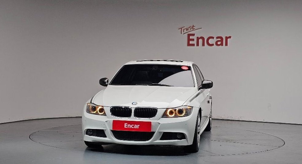 BMW 3시리즈 320d 세단 M 스포츠 사진 3