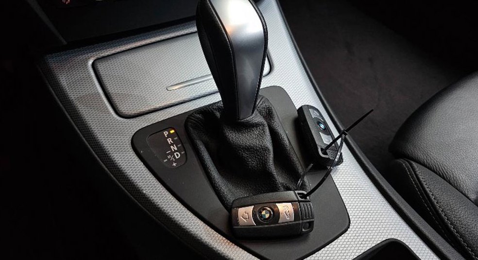 BMW 3시리즈 320d 세단 M 스포츠 사진 9