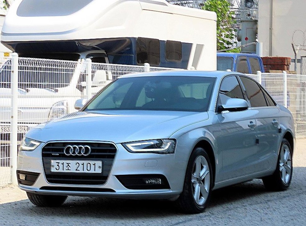 아우디 A4 2.0 TDI 콰트로 사진 2