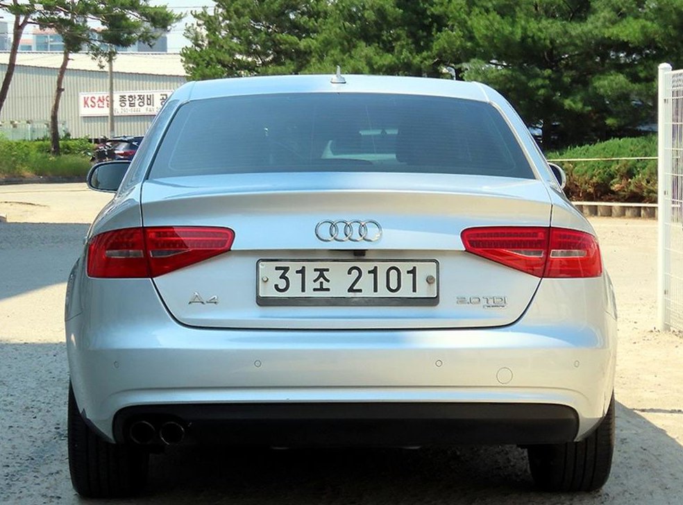 아우디 A4 2.0 TDI 콰트로 사진 4