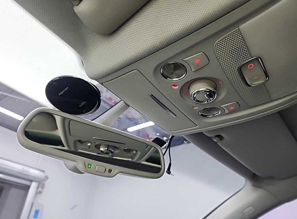 아우디 A4 2.0 TFSI 콰트로 사진 17