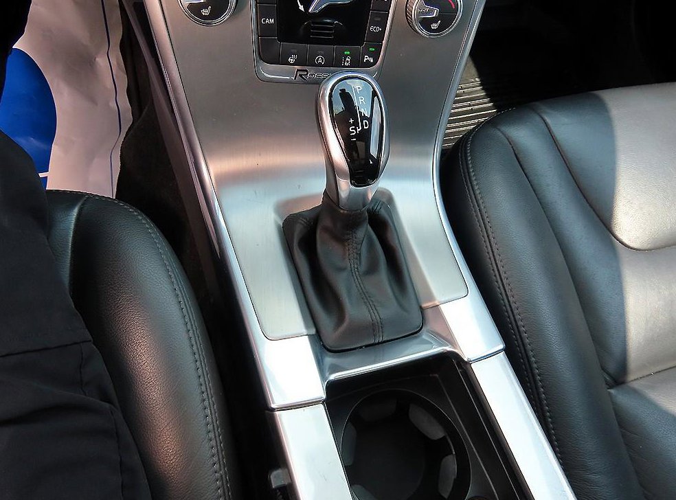 볼보 XC60 D4 사진 10