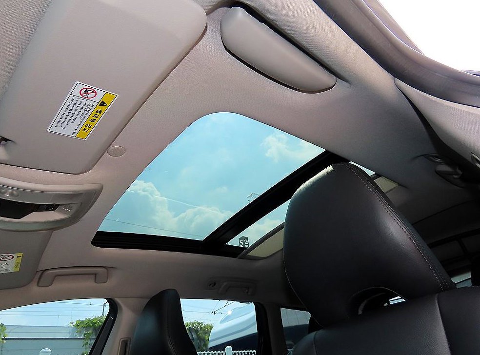 볼보 XC60 D4 사진 16