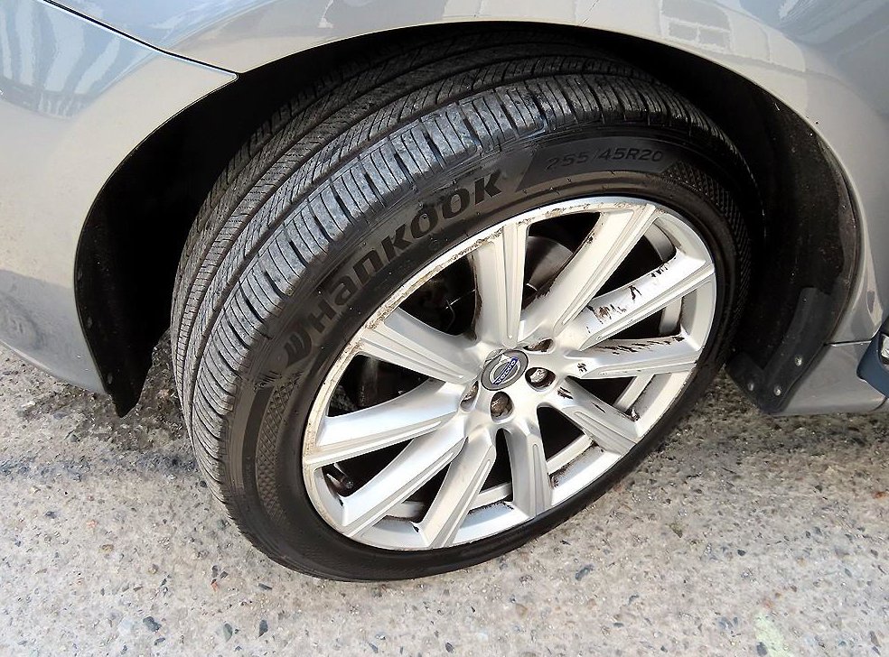 볼보 XC60 D4 사진 20