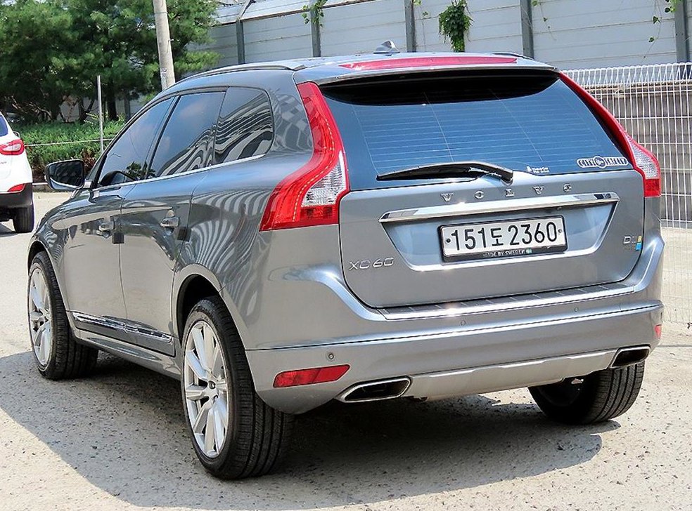 볼보 XC60 D4 사진 3