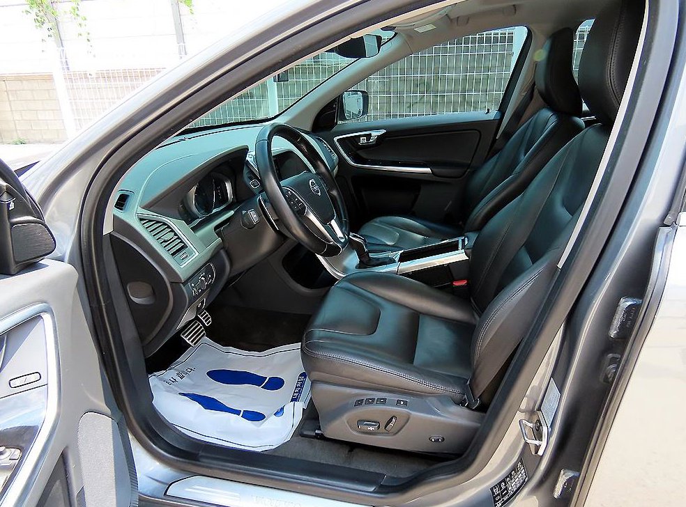 볼보 XC60 D4 사진 5