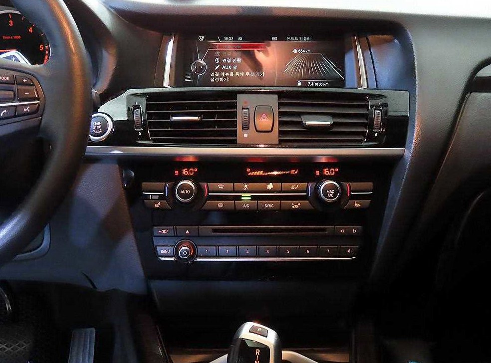 BMW X4  xDrive 20d 사진 11