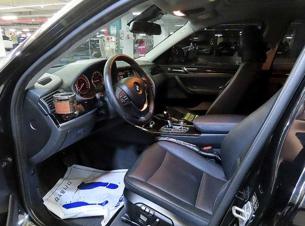 BMW X4  xDrive 20d 사진 6