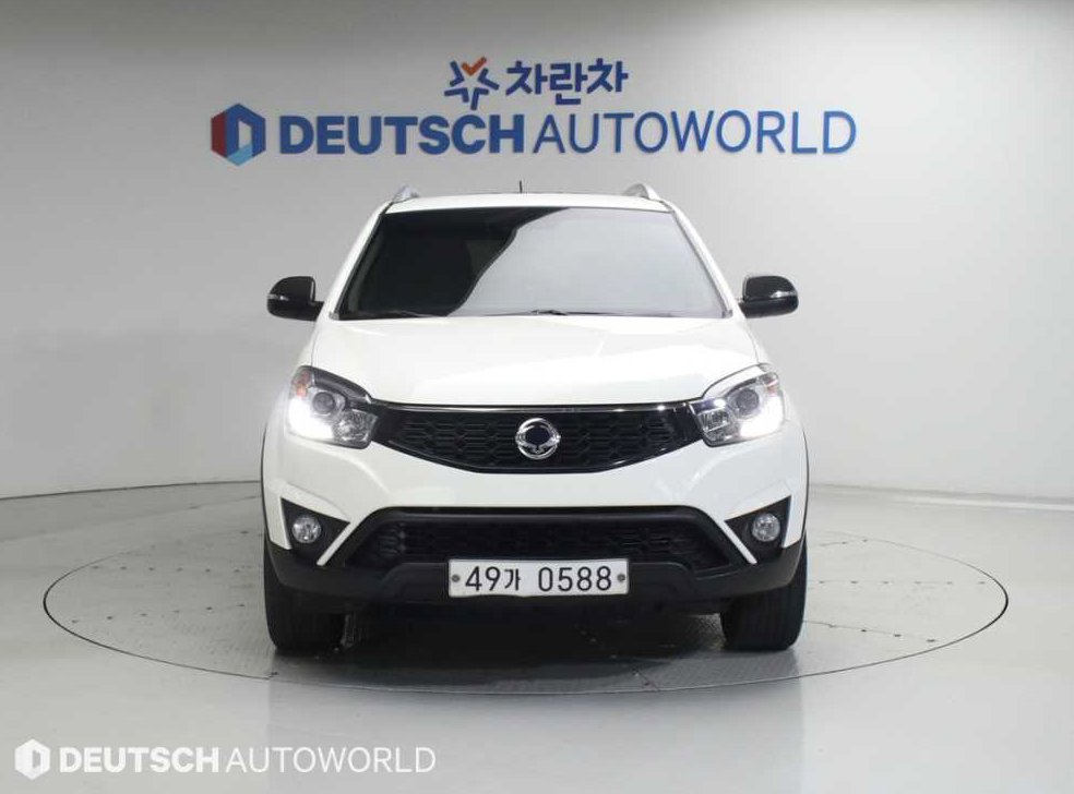 KG모빌리티(쌍용)  코란도 2WD 2.2 익스트림 사진 3