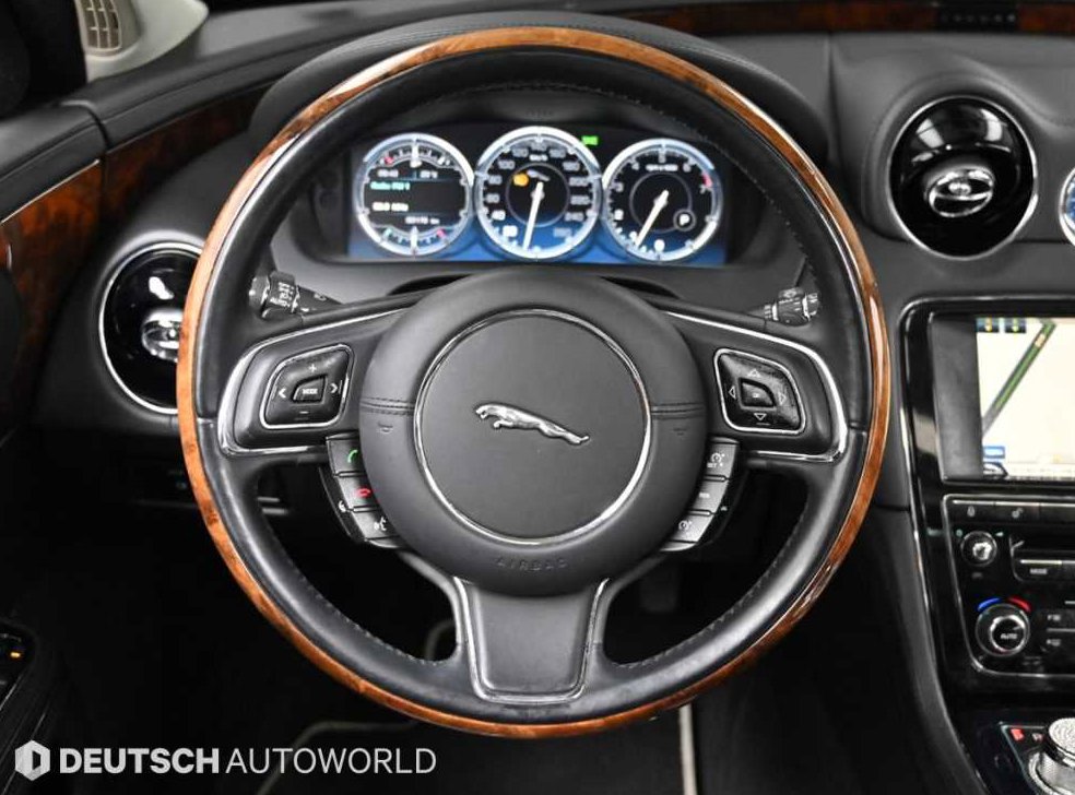 재규어 XJ 3.0 SC 사진 13