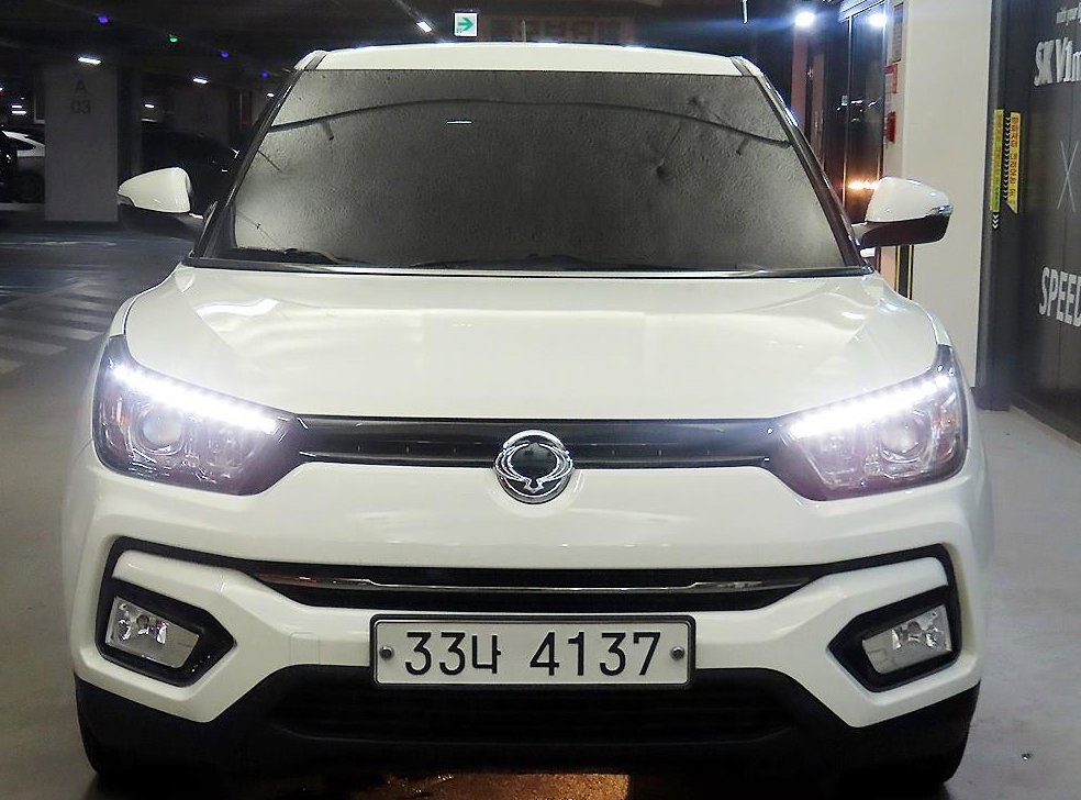 KG모빌리티(쌍용)  티볼리 2WD 가솔린 VX 사진 2