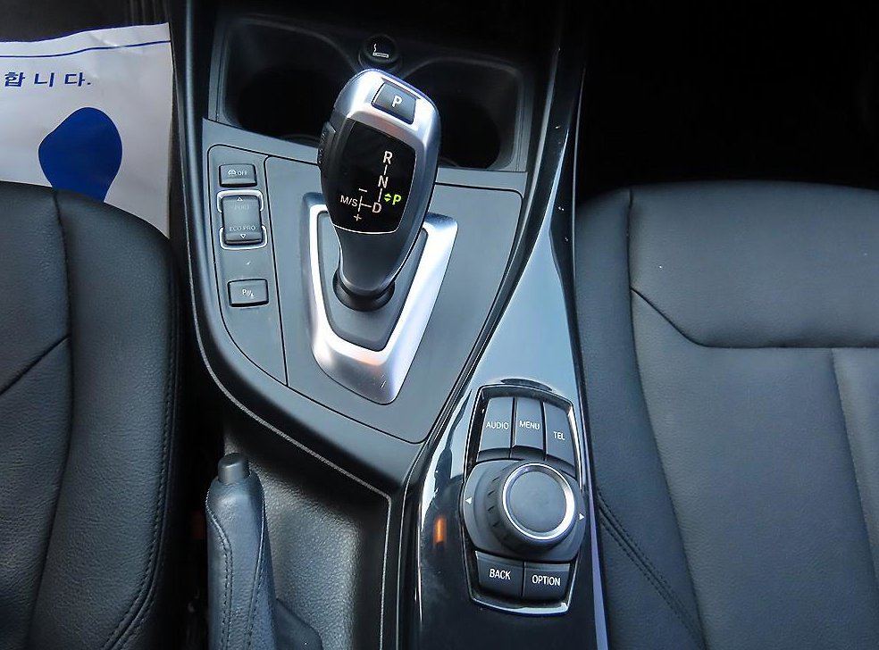 BMW 1시리즈 118d 어반 팩 1 사진 10