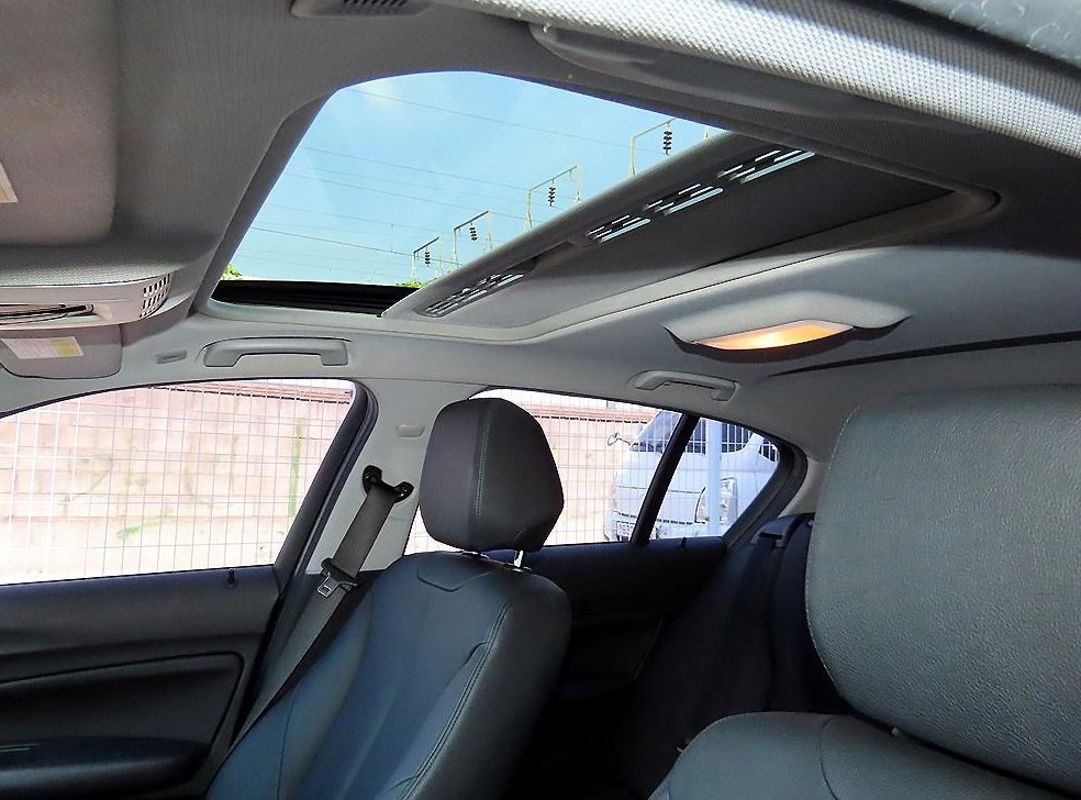 BMW 1시리즈 118d 어반 팩 1 사진 15