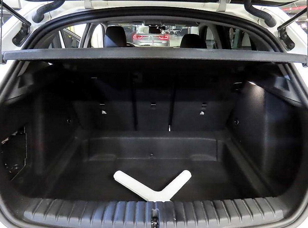 BMW 1시리즈 118d M 스포츠 퍼스트 에디션 사진 18