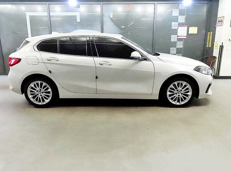 BMW 1시리즈 118d M 스포츠 퍼스트 에디션 사진 3