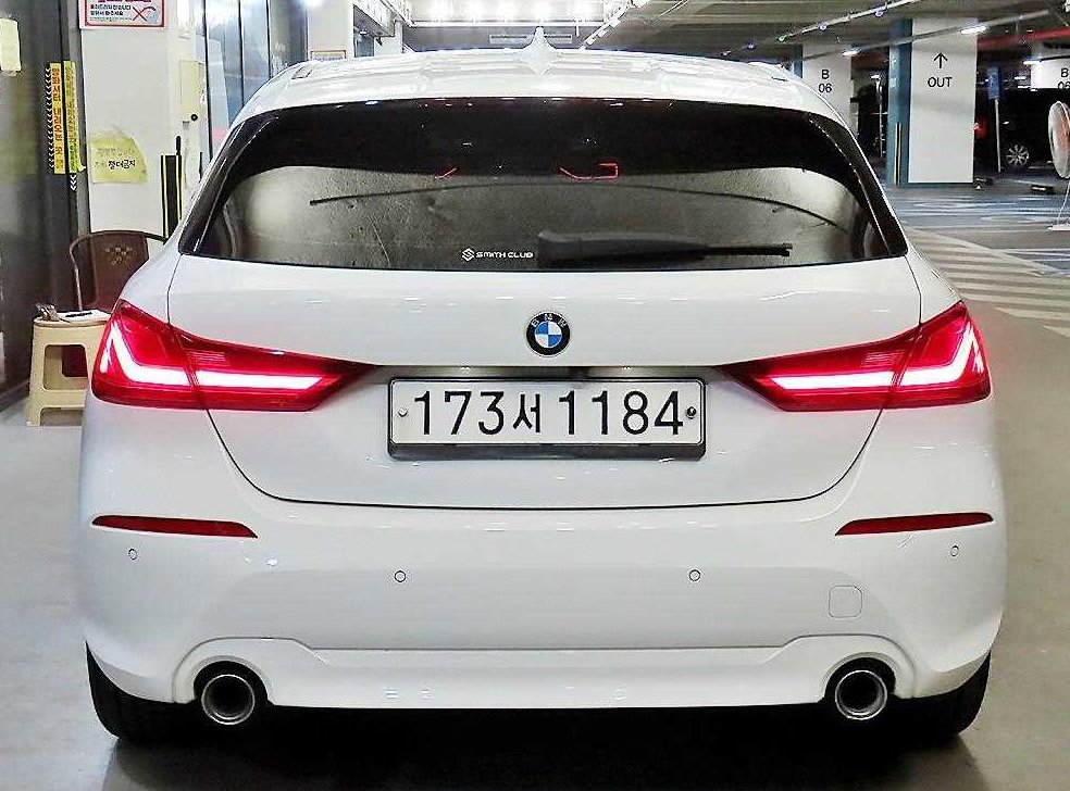 BMW 1시리즈 118d M 스포츠 퍼스트 에디션 사진 5
