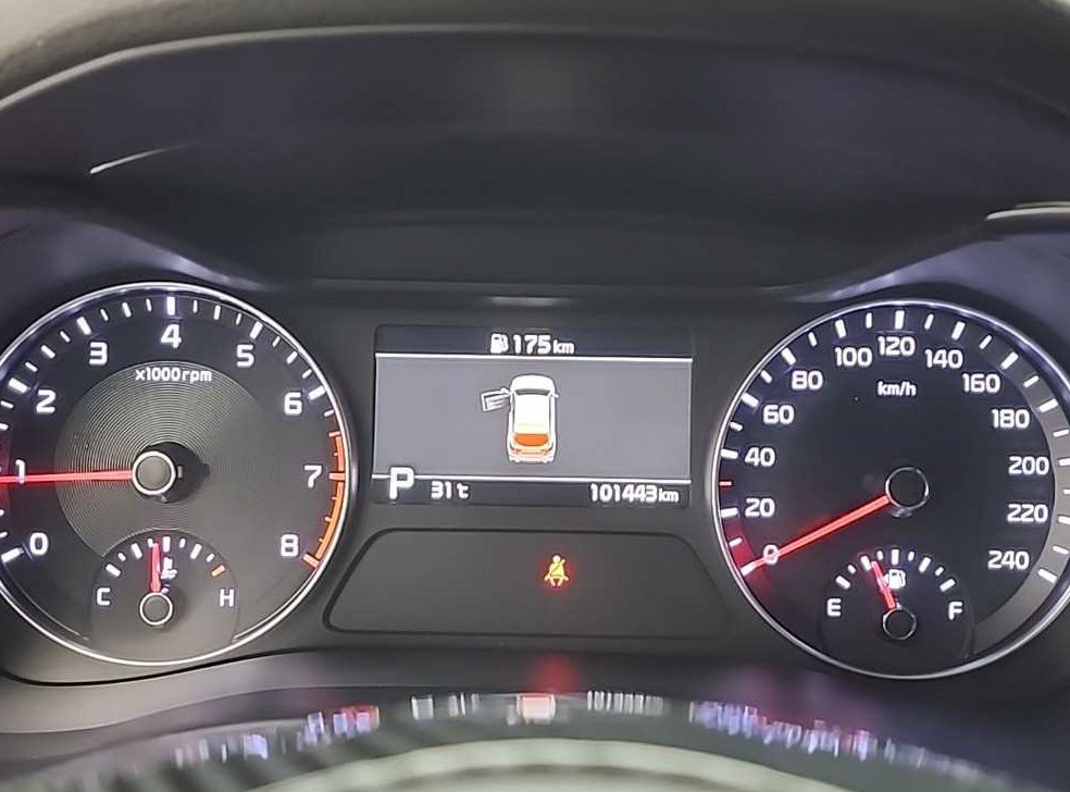 기아 K3 5도어 GT 시그니처 사진 7