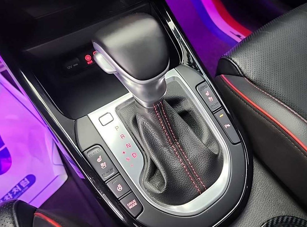 기아 K3 5도어 GT 시그니처 사진 9