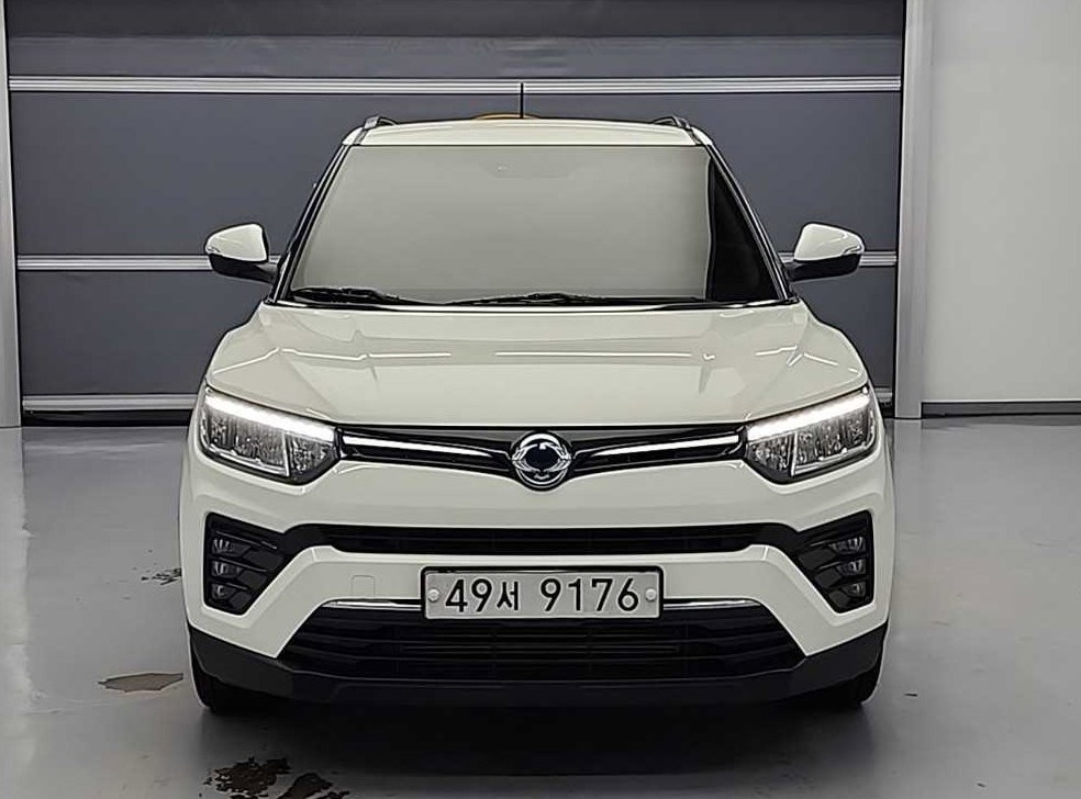 KG모빌리티(쌍용)  티볼리 2WD 가솔린 1.5 사진 3