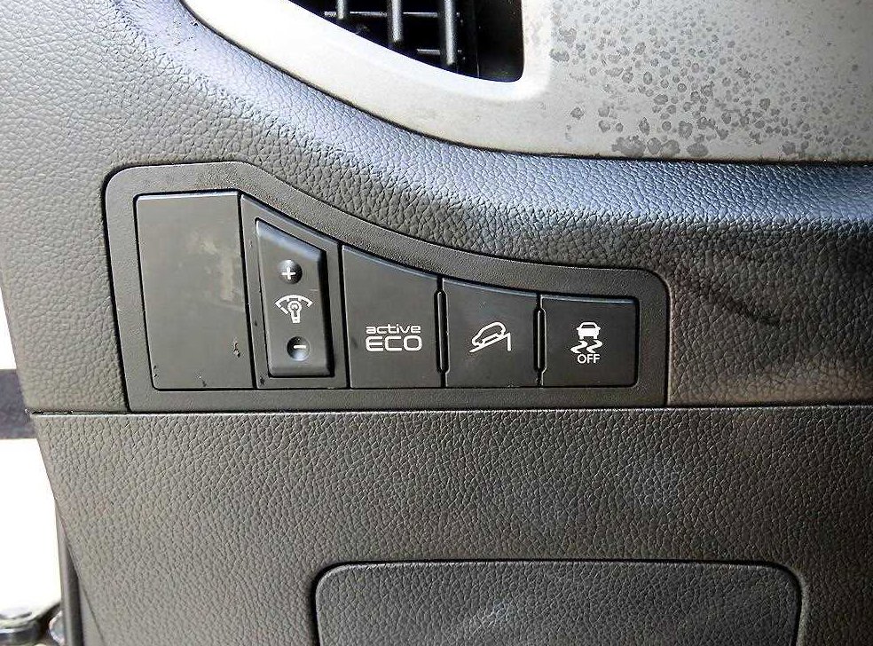 기아 스포티지 디젤 2WD 트렌디 사진 11