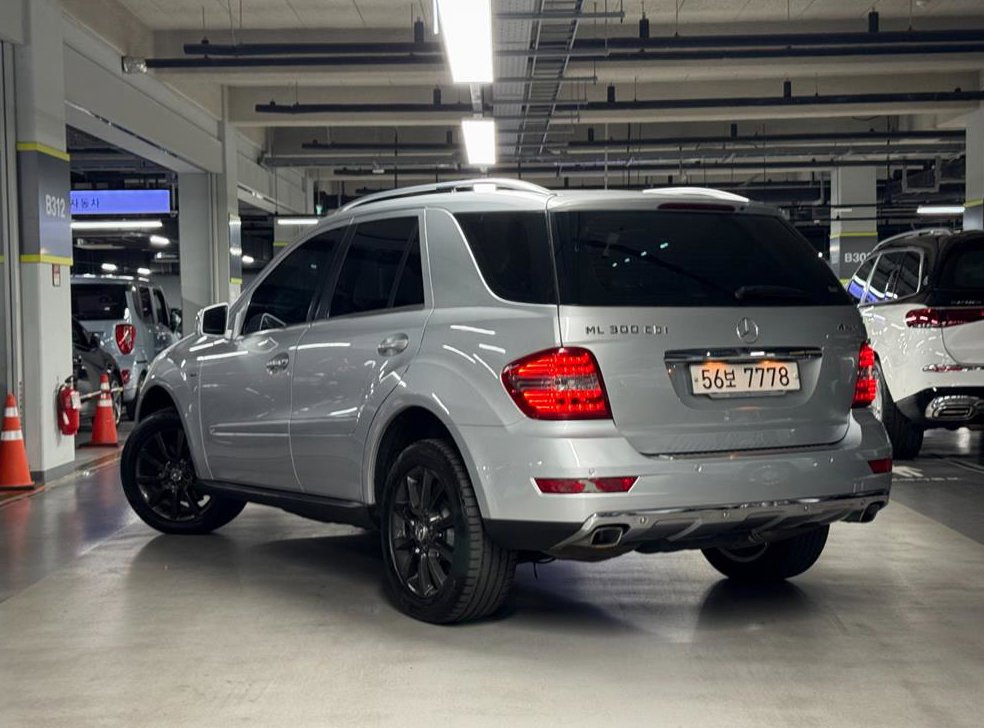 벤츠 M 클래스 ML300 CDI 사진 2
