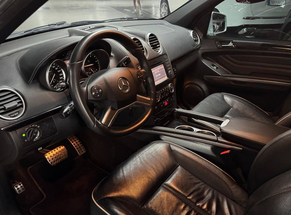 벤츠 M 클래스 ML300 CDI 사진 6