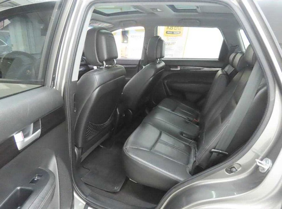 기아 쏘렌토 디젤 2WD 2.2 LIMITED 사진 6