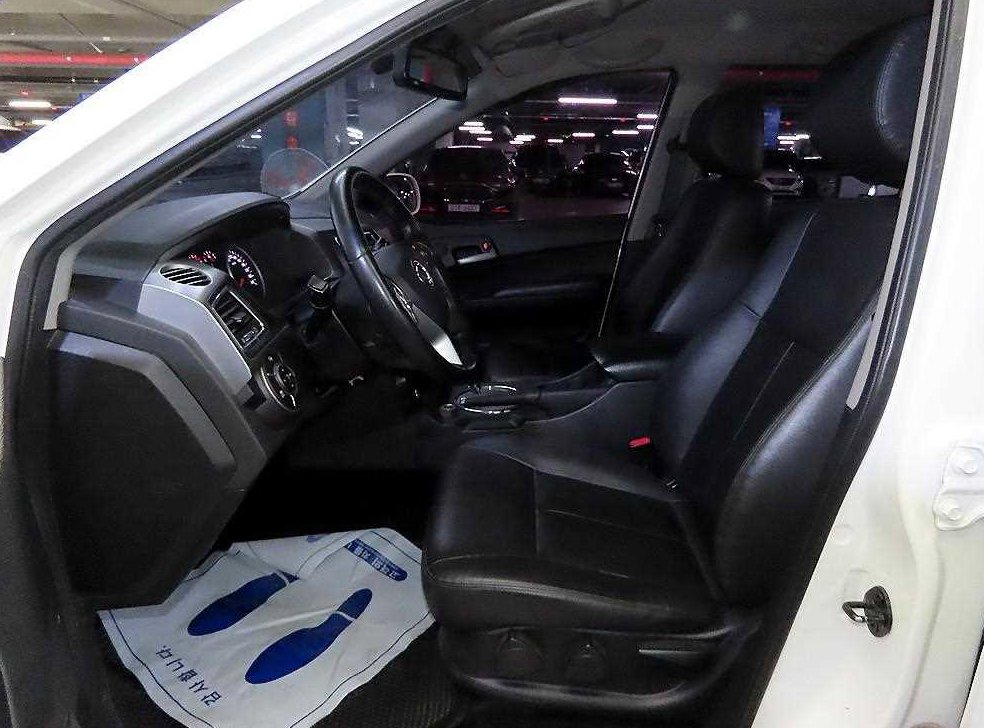 KG모빌리티(쌍용)  코란도 CX7(4WD) 사진 6