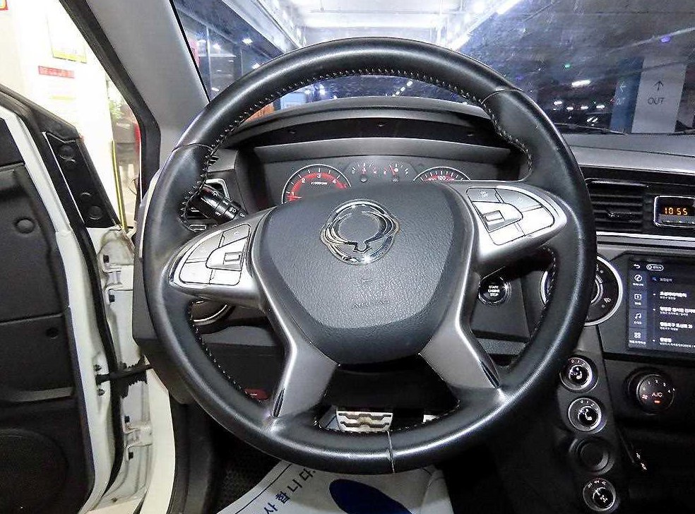 KG모빌리티(쌍용)  코란도 CX7(4WD) 사진 8