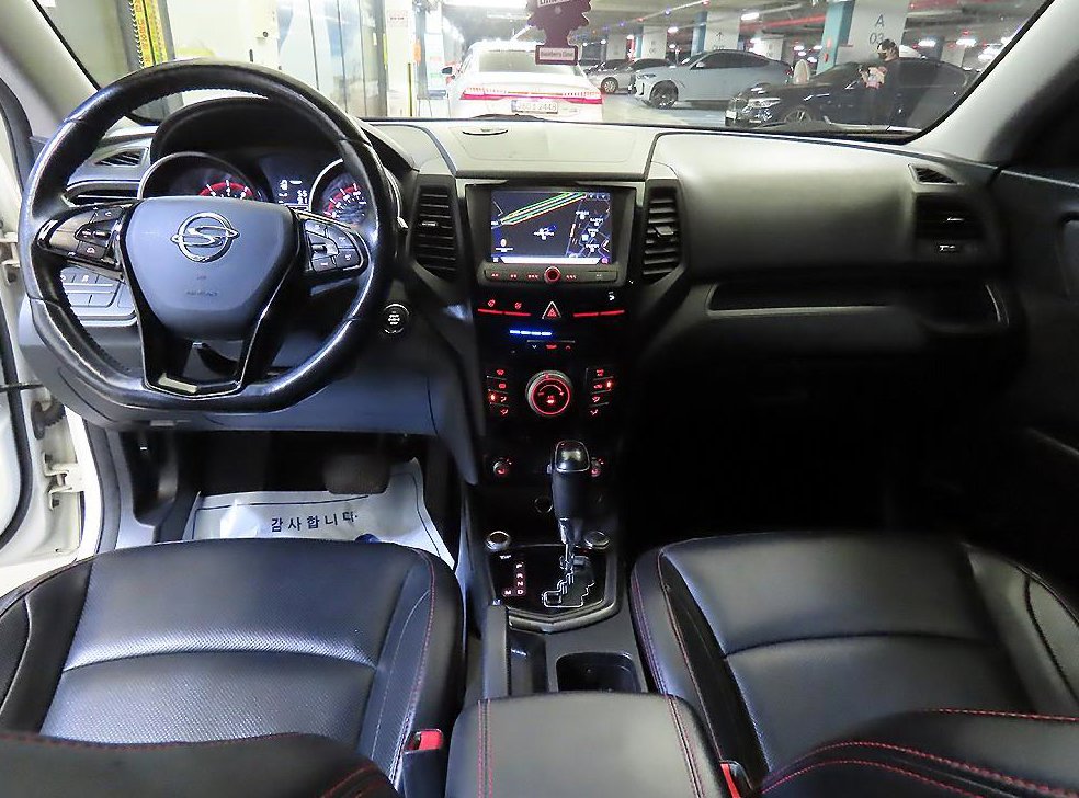 KG모빌리티(쌍용)  티볼리 2WD 가솔린 1.6 IX 사진 10