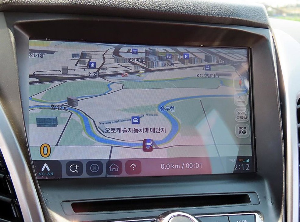 KG모빌리티(쌍용)  코란도 4WD 2.0 CVT 사진 14