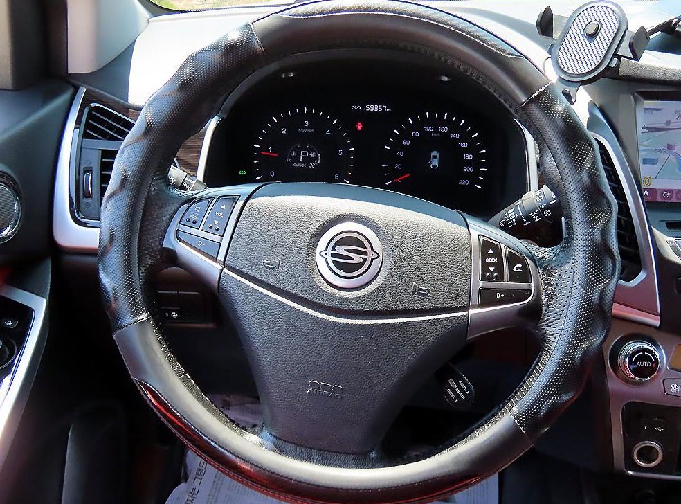 KG모빌리티(쌍용)  코란도 4WD 2.0 CVT 사진 7