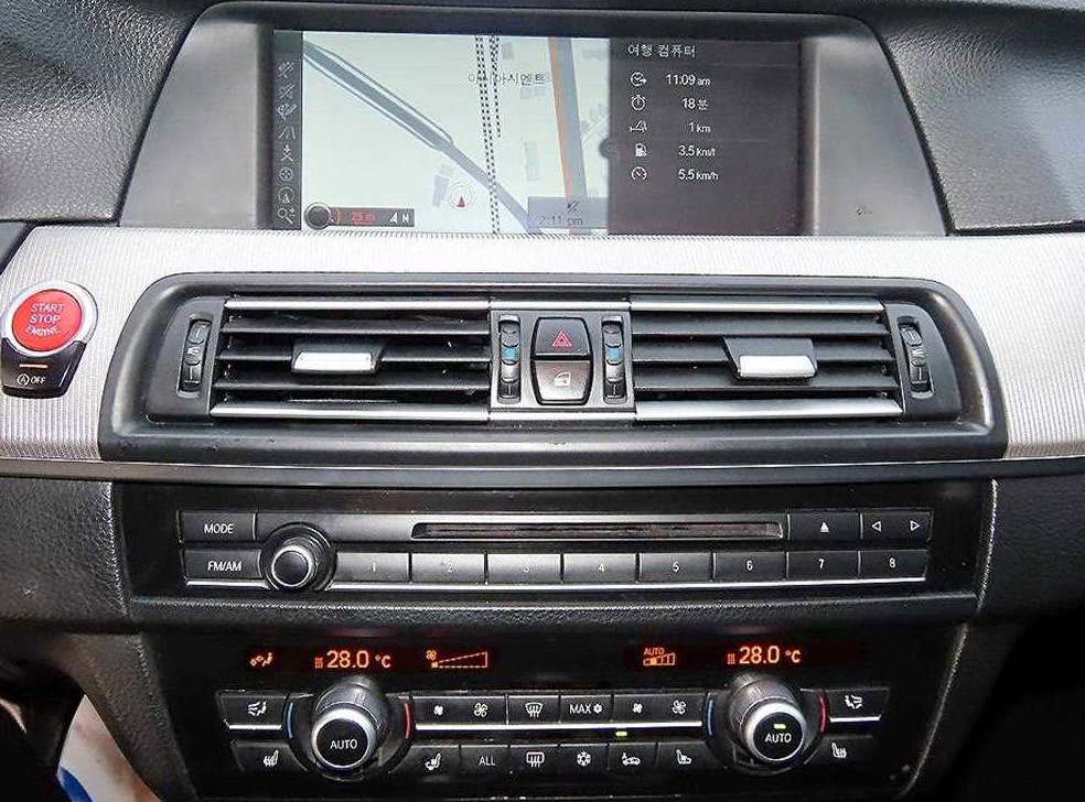 BMW 5시리즈 M5 세단 사진 14