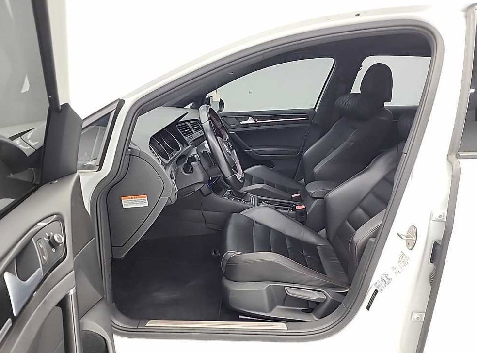 폭스바겐 골프 2.0 GTI 사진 11