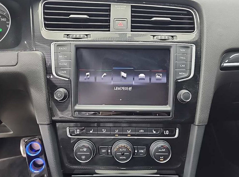 폭스바겐 골프 2.0 GTI 사진 16