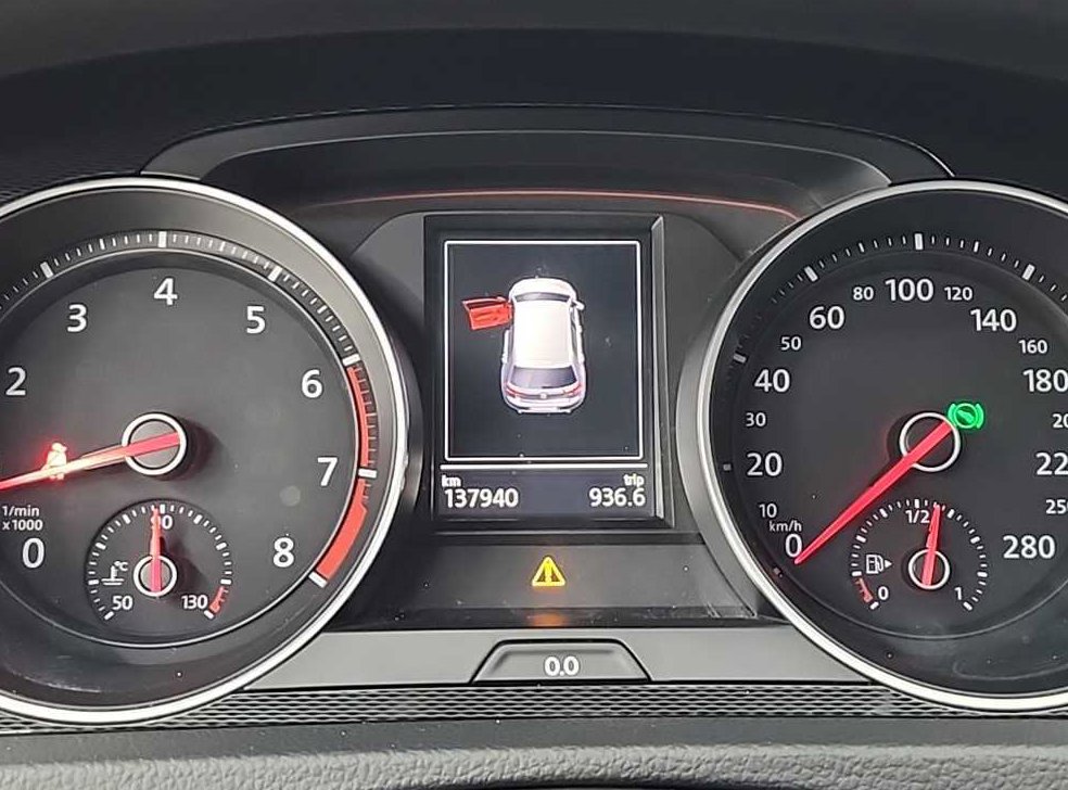 폭스바겐 골프 2.0 GTI 사진 6