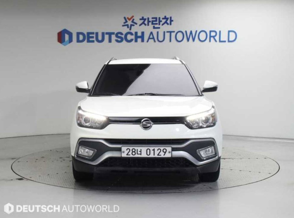 KG모빌리티(쌍용)  티볼리 2WD 디젤 1.6 IX 사진 3