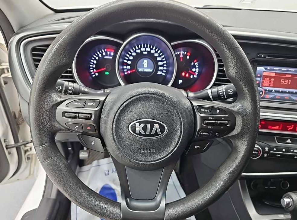 기아 K5 2.0 LPI 럭셔리 사진 9