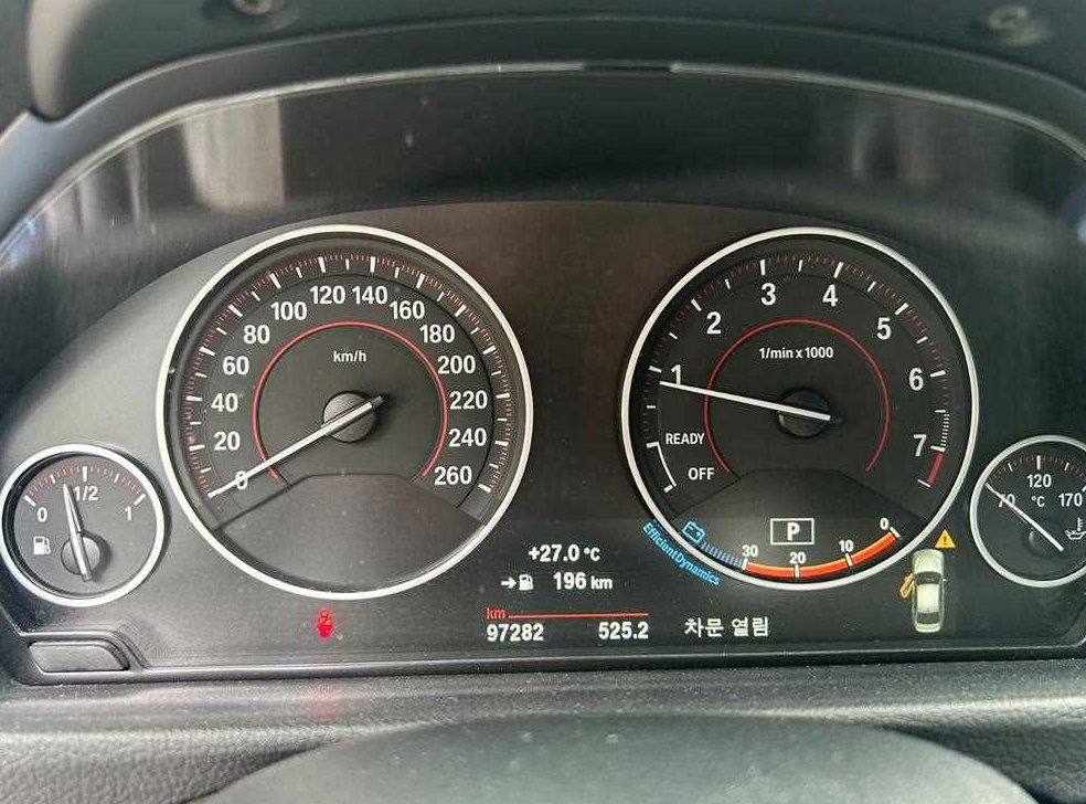 BMW 3시리즈 328i M 스포츠 사진 3