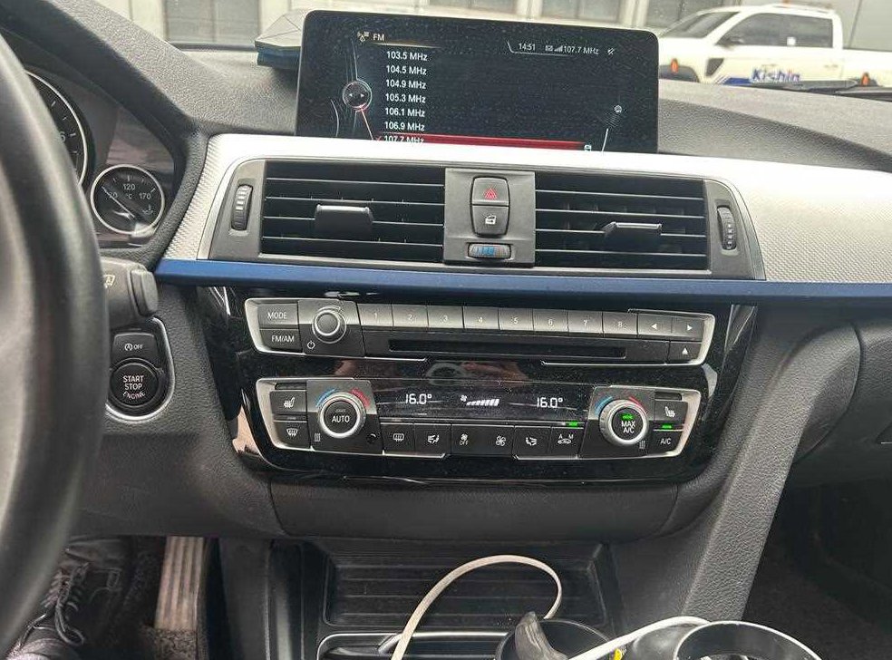 BMW 3시리즈 328i M 스포츠 사진 7