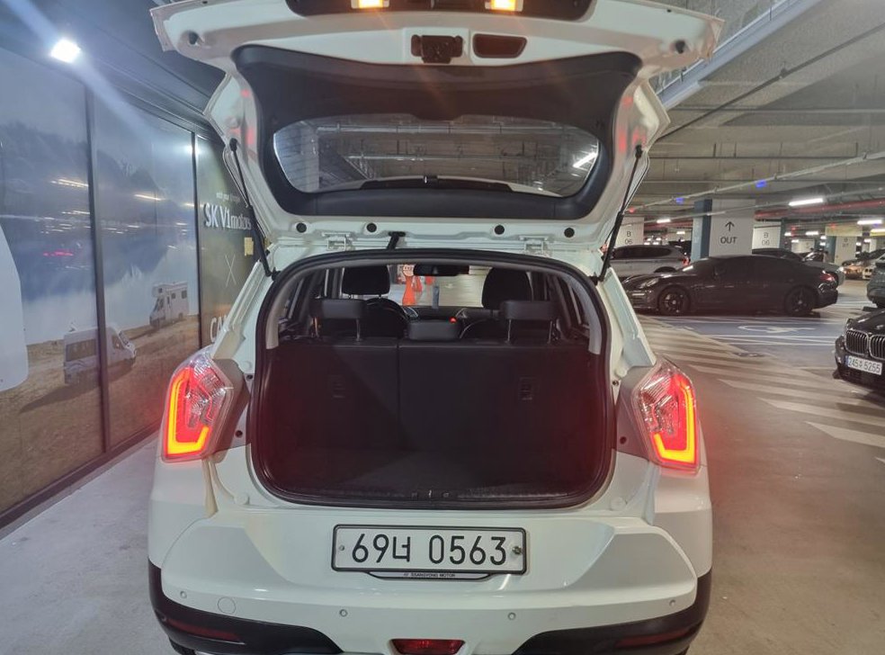 KG모빌리티(쌍용)  티볼리 가솔린 2WD 1.6 삼바 에디션 사진 14