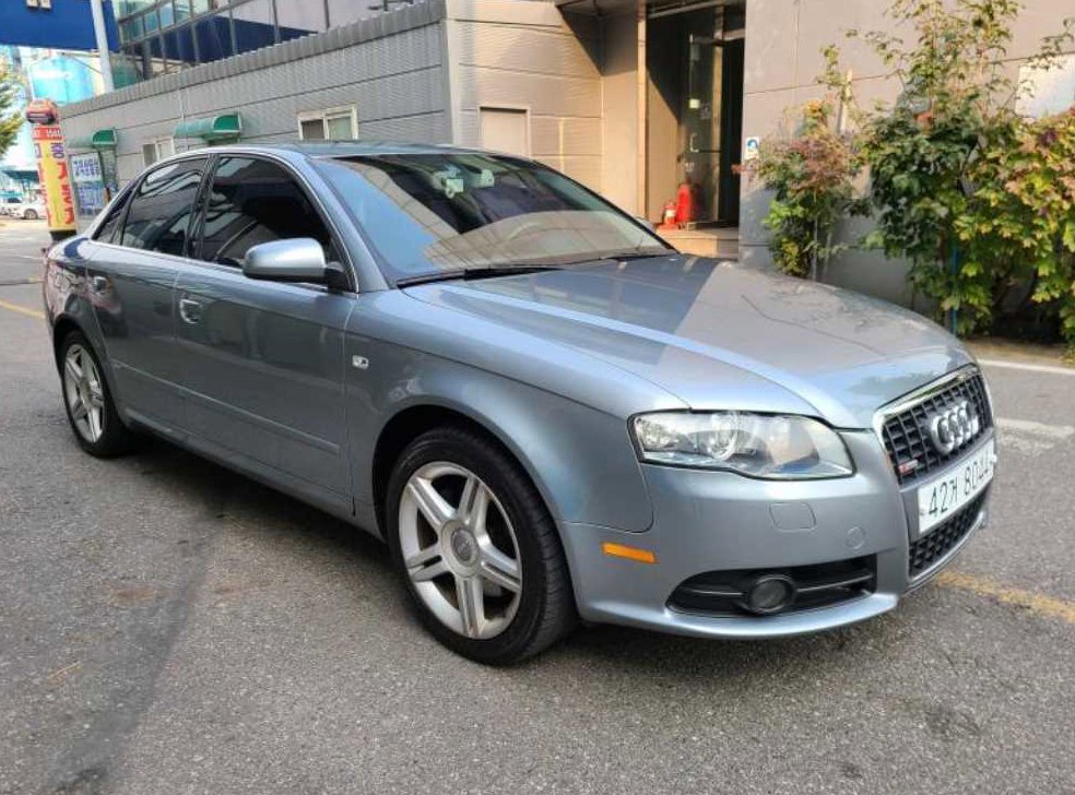 아우디 A4 2.0 사진 3