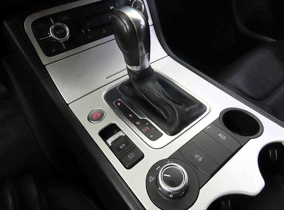 폭스바겐 투아렉 V6 3.0 TDI 블루모션 사진 10