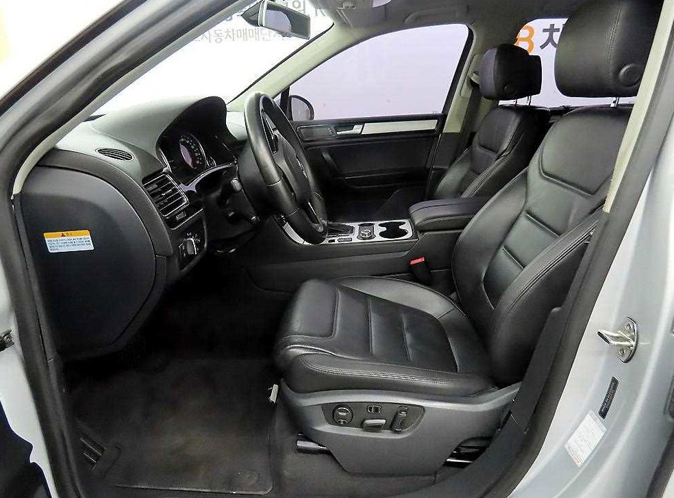폭스바겐 투아렉 V6 3.0 TDI 블루모션 사진 5